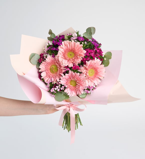 Pembe Gerbera ve Hüsnüyusuf Buketi